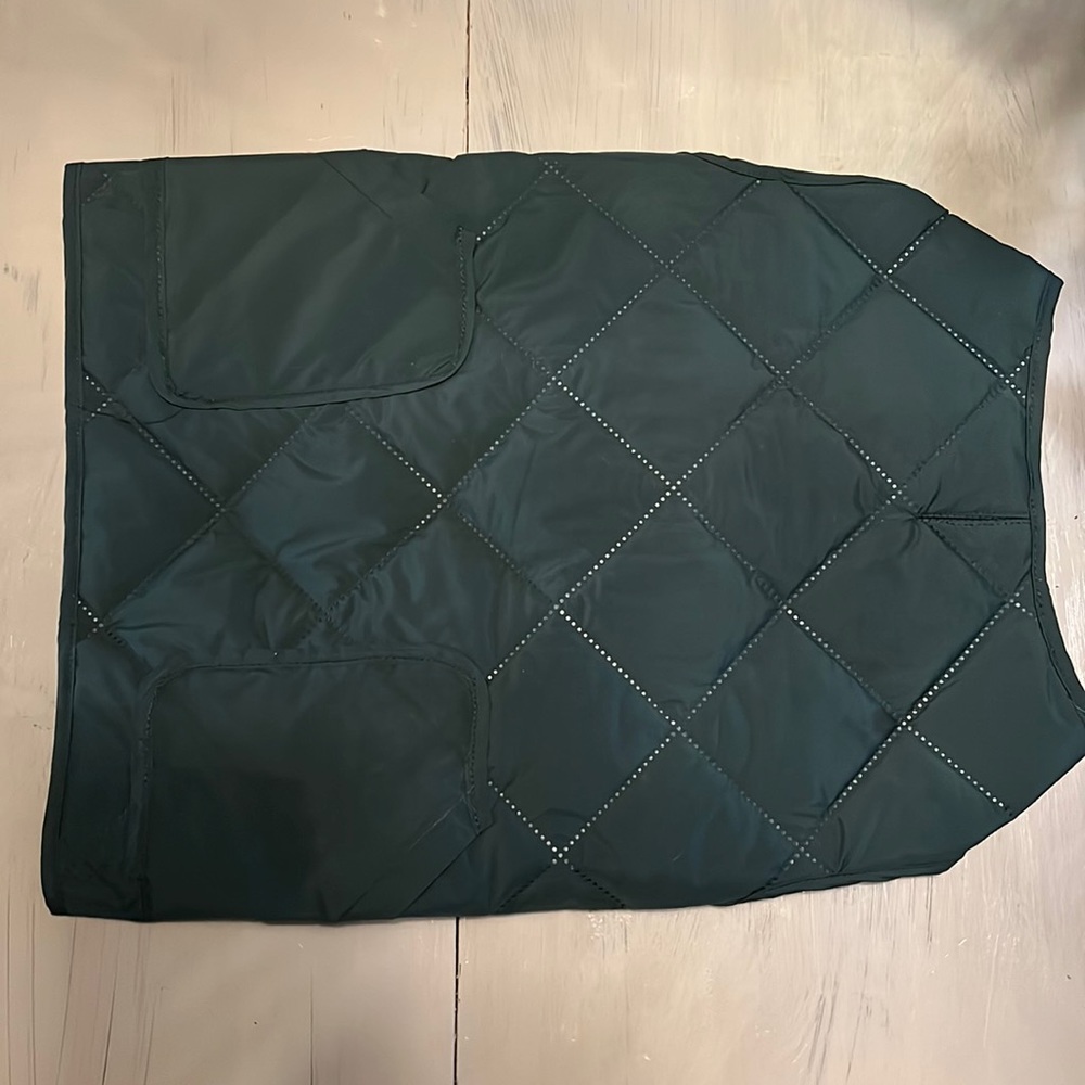 Hunter green dog vest L